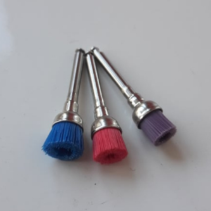 Sintetiniai šepetėliai